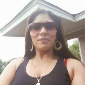 Meet your Posher, Elena